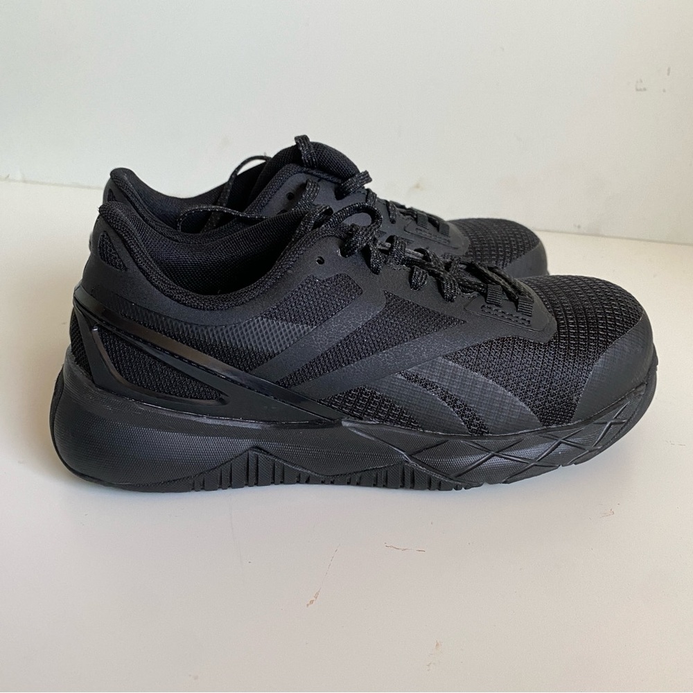 Reebok  Nanoflex TR Work Women's Black Sneakers 6W composite Toe